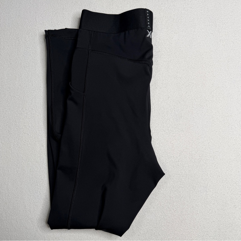 Savage X Fenty Lineup High-Waist Pocket Legging•Black - Picture 13 of 14